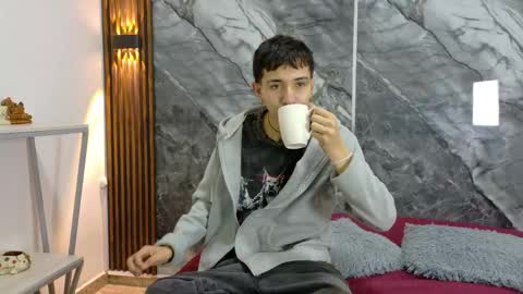 Snapshot of noahwalker__ chatting on 3, 6, 2026 online show from 3, 6, 2026