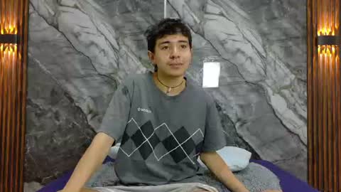 Snapshot of noahwalker__ chatting on 12, 7, 2026 online show from 12, 7, 2026