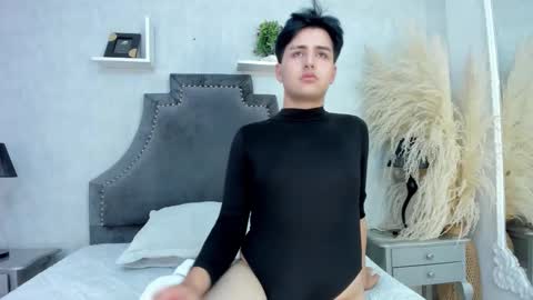 Snapshot of noahwolff_ chatting on 3, 2, 2026 Noah online show from 3, 2, 2026