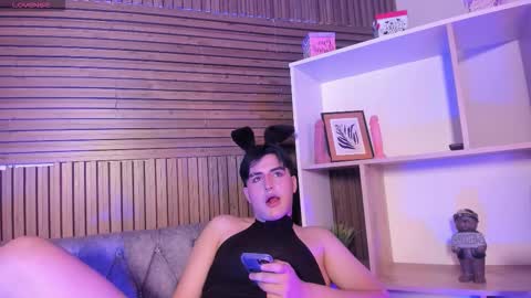 Snapshot of noahwolff_ chatting on 11, 2, 2026 Noah online show from 11, 2, 2026