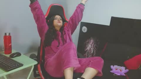 Noamartin online show from 20, 4, 2026