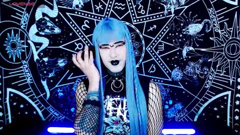 caroline online show from 21, 9, 2025