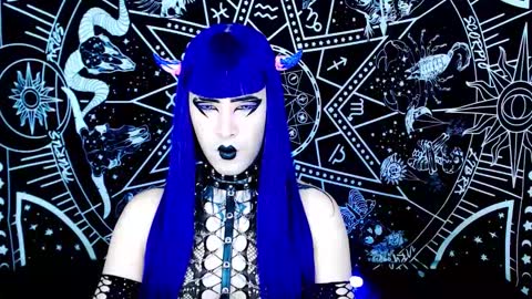 caroline online show from 17, 11, 2025