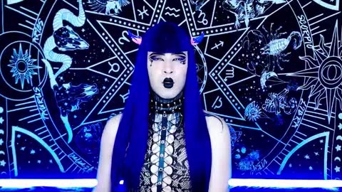 caroline online show from 30, 11, 2025