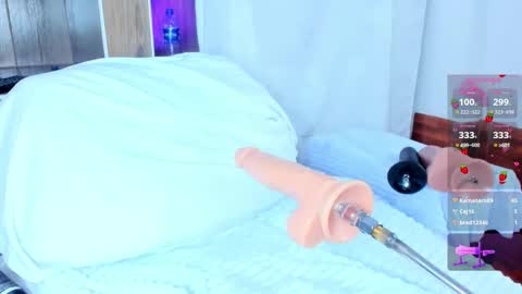 Snapshot of noehmi13 chatting on 24, 9, 2025 NhAndrea online show from 24, 9, 2025