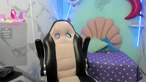 noelia_milfs online show from 17, 10, 2025