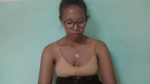 Snapshot of noellah chatting on 3, 3, 2025 noellah online show from 3, 3, 2025