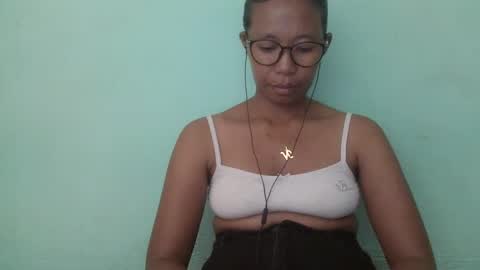 Snapshot of noellah chatting on 4, 3, 2025 noellah online show from 4, 3, 2025