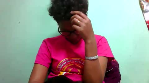 Snapshot of noellah chatting on 10, 9, 2025 noellah online show from 10, 9, 2025