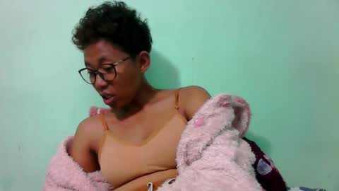 Snapshot of noellah chatting on 14, 9, 2025 noellah online show from 14, 9, 2025