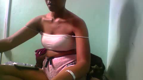 Snapshot of noellah chatting on 2, 10, 2025 noellah online show from 2, 10, 2025