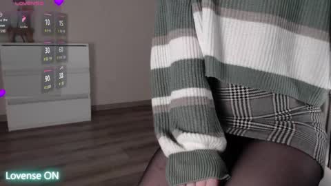 noelleneptune online show from 24, 4, 2026