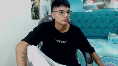 Noha Scott online show from 1, 2, 2025