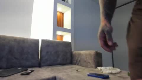 nohabennett7 online show from 17, 5, 2026