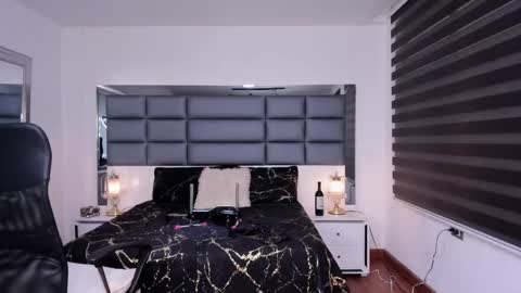  Nohemi   online show from 11, 11, 2025