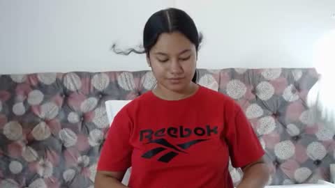 Snapshot of noiravale chatting on 22, 6, 2026 Noira Vale online show from 22, 6, 2026