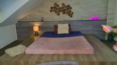 Snapshot of noirchocolate chatting on 1, 3, 2026 Liz online show from 1, 3, 2026