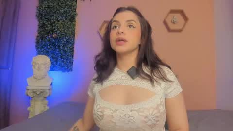 Snapshot of noirselene chatting on 6, 5, 2026 -help me to reach 100 thumbs up online show from 6, 5, 2026