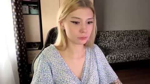 Snapshot of nolabussing chatting on 16, 4, 2026 Sofia online show from 16, 4, 2026