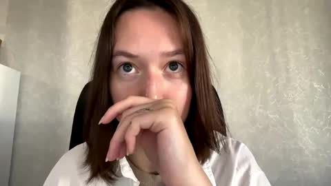 Snapshot of nolabussing chatting on 1, 6, 2026 Sofia online show from 1, 6, 2026
