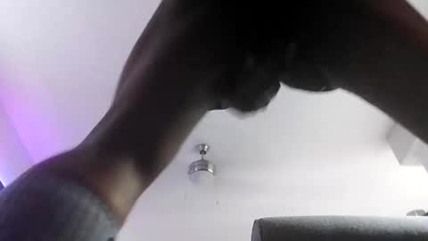 nomnom1970 online show from 9, 2, 2025