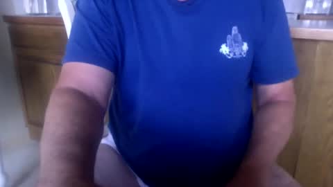 Snapshot of noonand chatting on 18, 9, 2025 Danny online show from 18, 9, 2025