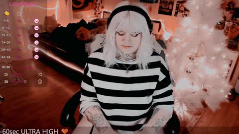 Snapshot of noori_hope chatting on 14, 1, 2025 Noori online show from 14, 1, 2025