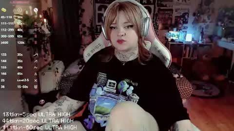 Snapshot of noori_hope chatting on 31, 7, 2026 Noori online show from 31, 7, 2026