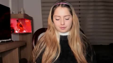 Snapshot of noorthernlightss chatting on 16, 10, 2025 Ara online show from 16, 10, 2025