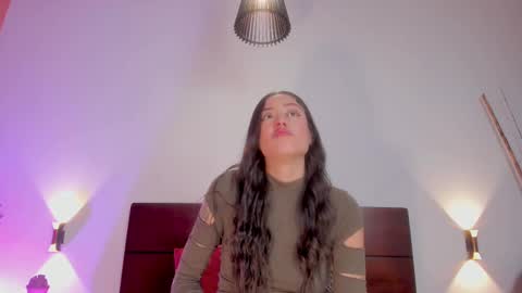 Nora Da Silva online show from 14, 2, 2025