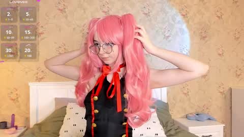 Nora Failure online show from 4, 12, 2024