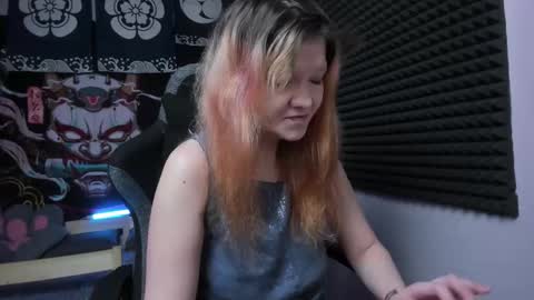 Snapshot of nora_lovvv chatting on 23, 9, 2025 Nora online show from 23, 9, 2025
