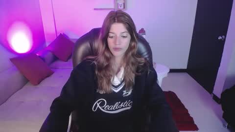 Nora online show from 10, 12, 2024