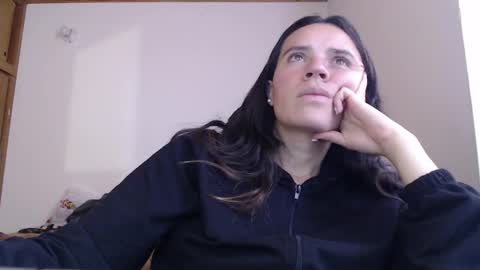 Snapshot of noreen_ chatting on 16, 12, 2025 noreen_ online show from 16, 12, 2025