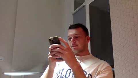 Justin online show from 15, 4, 2026