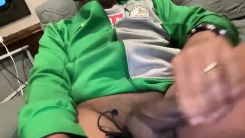 nostringfun online show from 19, 12, 2024