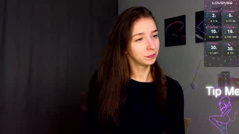 Snapshot of not_yourtoy chatting on 25, 9, 2025 Hello My name is Helene NTMU Finger up if u like what u see online show from 25, 9, 2025