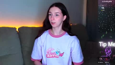 Hello My name is Helene NTMU  Finger up if u like what u see online show from 18, 1, 2026