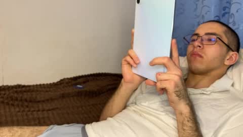 notatheeena online show from 17, 10, 2025