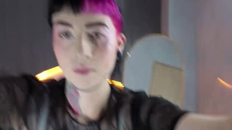 Snapshot of nova_kitty_tx chatting on 28, 11, 2025 Live 1500am 2100pm online show from 28, 11, 2025