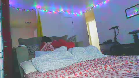 NovaAndDucky online show from 10, 9, 2025