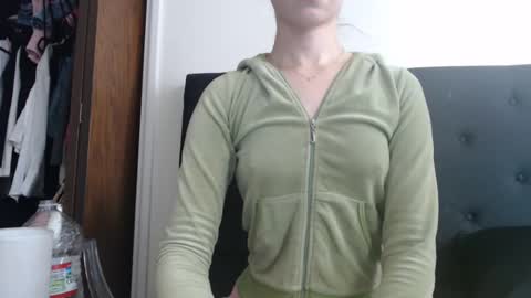 Olivia online show from 23, 2, 2025