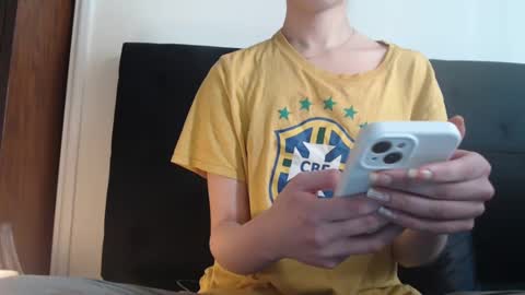 Olivia online show from 25, 2, 2025