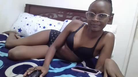 Snapshot of novah_xoxo chatting on 21, 4, 2026 Novah online show from 21, 4, 2026