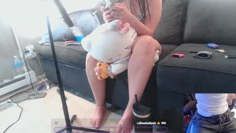 Snapshot of novanautiesxxx chatting on 18, 5, 2026 LucidXotix online show from 18, 5, 2026