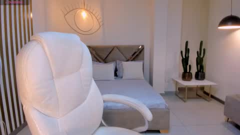 Nova online show from 6, 10, 2025