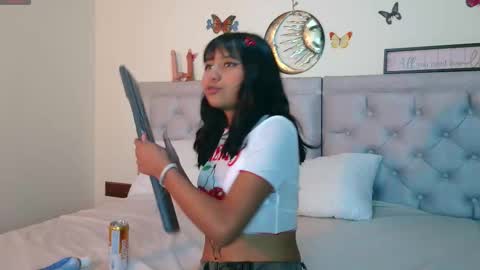 Snapshot of nubesnubladas chatting on 10, 11, 2025 NubesNubladas online show from 10, 11, 2025