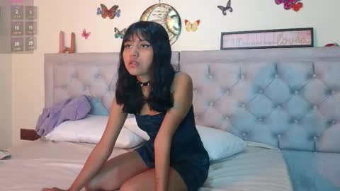 Snapshot of nubesnubladas chatting on 11, 11, 2025 NubesNubladas online show from 11, 11, 2025