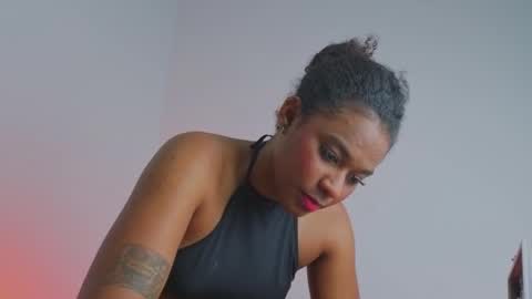 Snapshot of nude2557940 chatting on 18, 11, 2025 Channel Cox online show from 18, 11, 2025