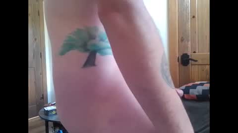 Snapshot of nuts4play chatting on 18, 9, 2025 Piecer online show from 18, 9, 2025